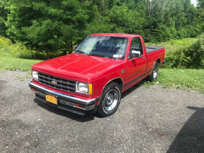 S10 1985 chevrolet pickup tahoe speed guyswithrides truckin classifinds aug