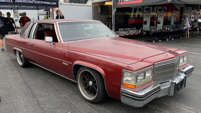 1983 Cadillac Coupe DeVille: A Glimpse of American Luxury