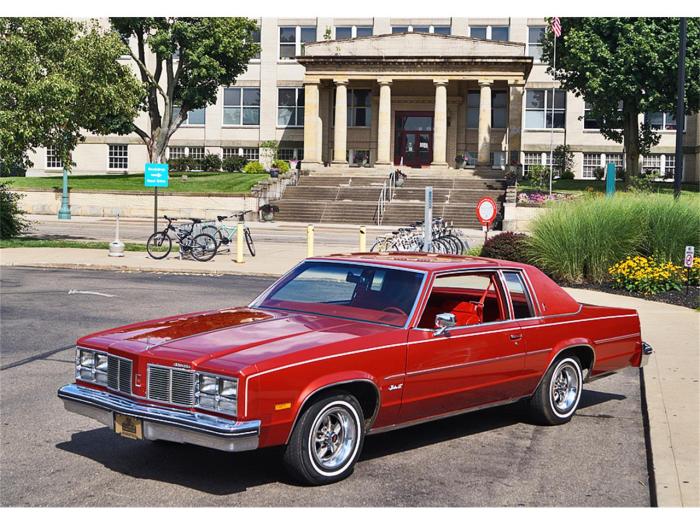 Oldsmobile 1977 royale canton classiccars classiccarsbay