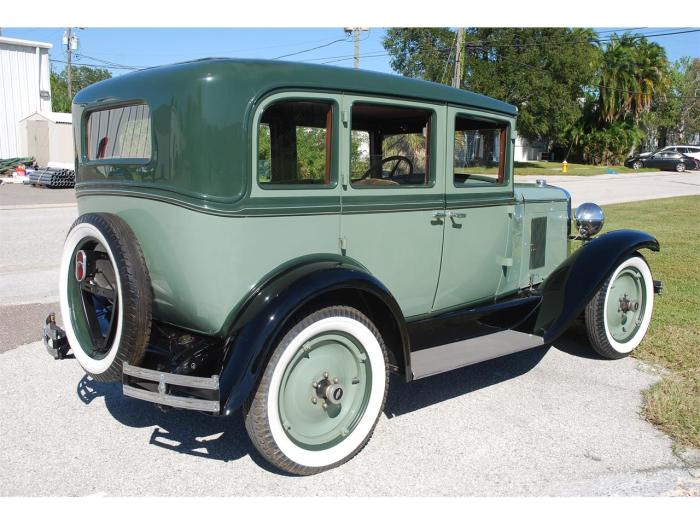 1929 Chevrolet Sedan: A Classic American Automobile