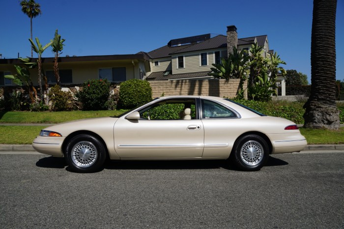 1995 Lincoln Mark VIII