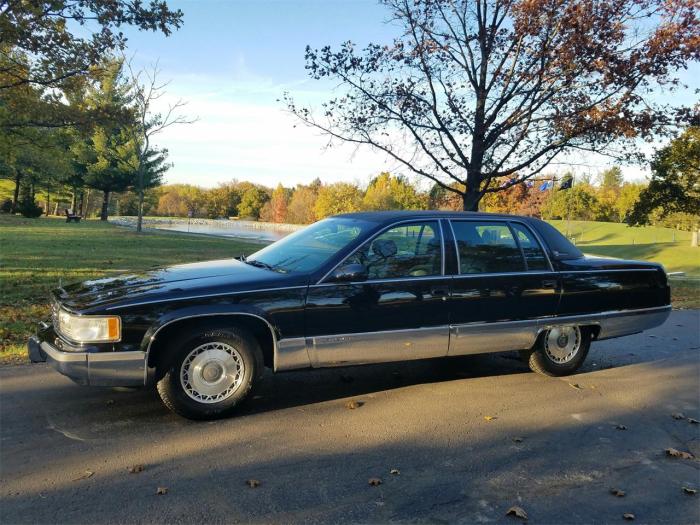 Fleetwood 1995 brougham classiccars