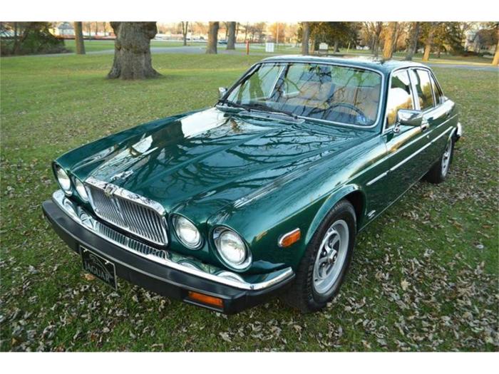 Jaguar 1983 sale xj classic illinois carey cc car classiccars insurance inspection financing transport