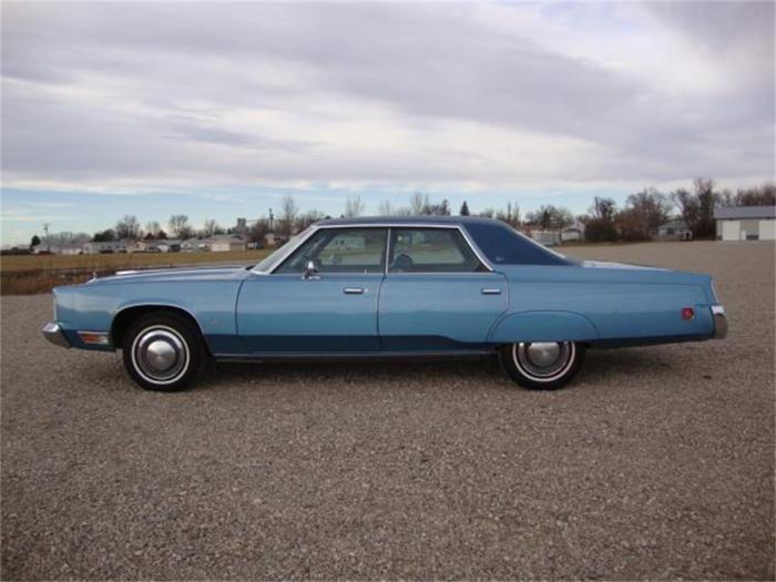 1975 Chrysler Imperial Lebaron: A Glimpse into American Luxury