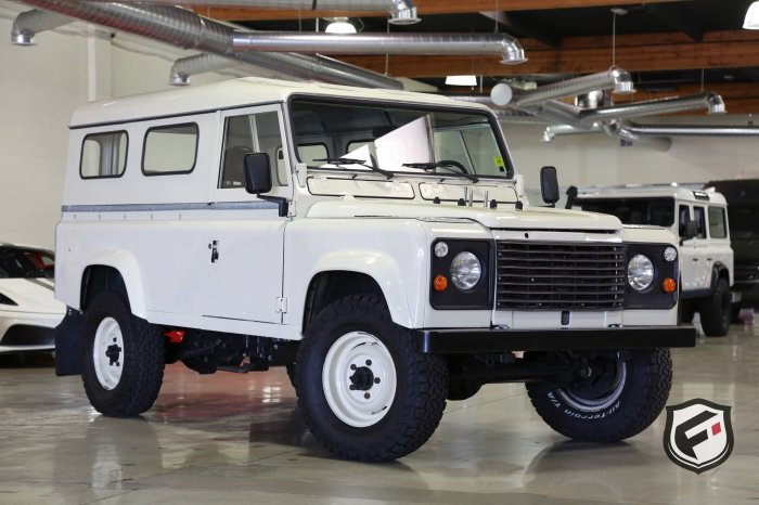 1983 Land Rover Defender 110