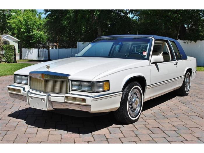 1990 Cadillac Sedan Deville