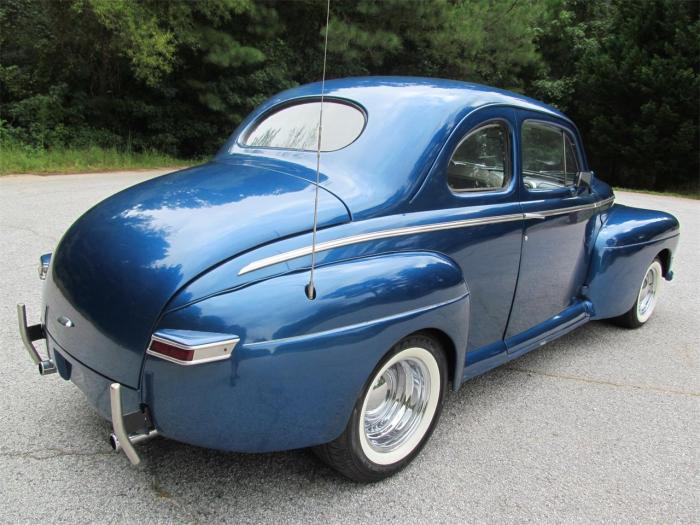 1947 mercury monarch sedan car barnfinds canadian cars finds barn ford cool article