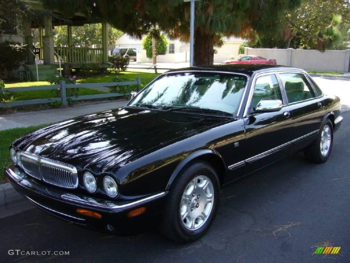 Jaguar 2002 xj series 2003 2001 1998 2000 vdp xk supercharged momentcar v8 super xj8 cargurus sedan 2008