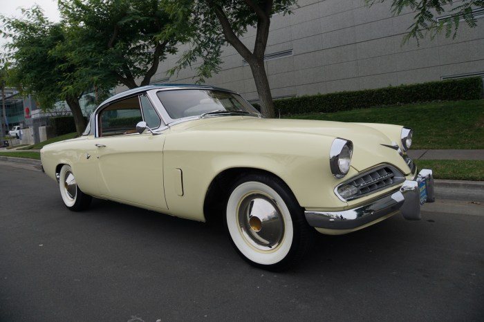 1954 Studebaker Commander: A Mid-Century Icon