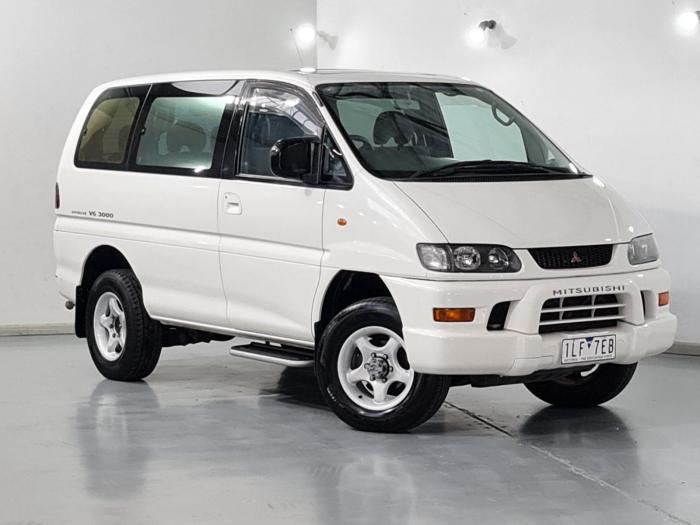 1998 Mitsubishi Delica