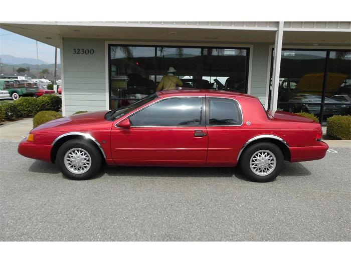 1995 Mercury Cougar: A Look Back at the Sporty Coupe