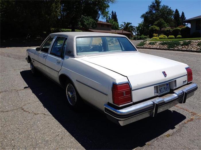 1982 Oldsmobile Delta 88: A Look Back at American Luxury