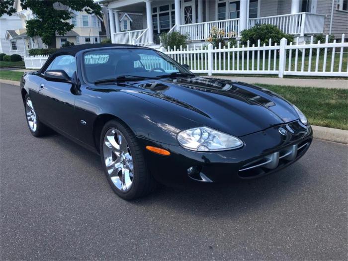 1999 Jaguar XK8