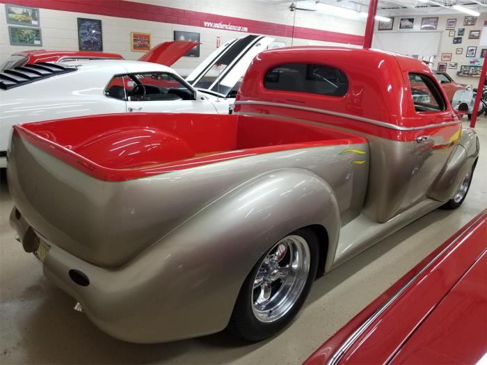 1939 Studebaker Custom: A Classic American Beauty