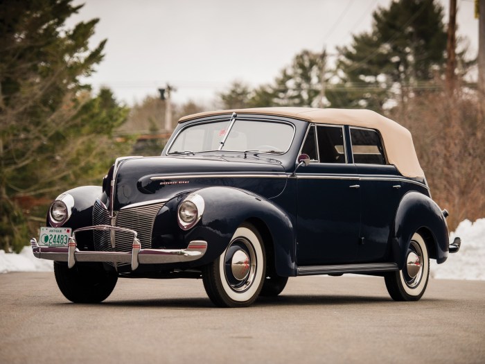 Mercury 1940 sedan v8 miles manual cream