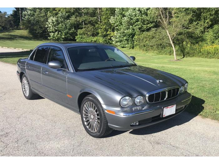 Xj8 2004 blue grey xj pearl metallic jaguar dark color charcoal car colors gtcarlot interior