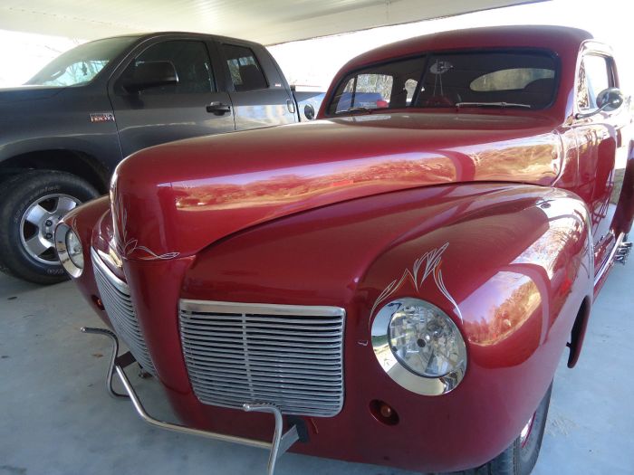 1941 Mercury Custom: A Classic American Automobile