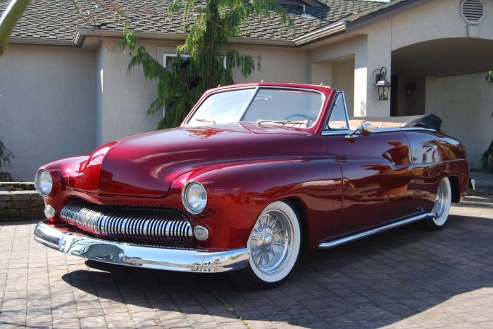 1949 Mercury Convertible: A Classic American Roadster