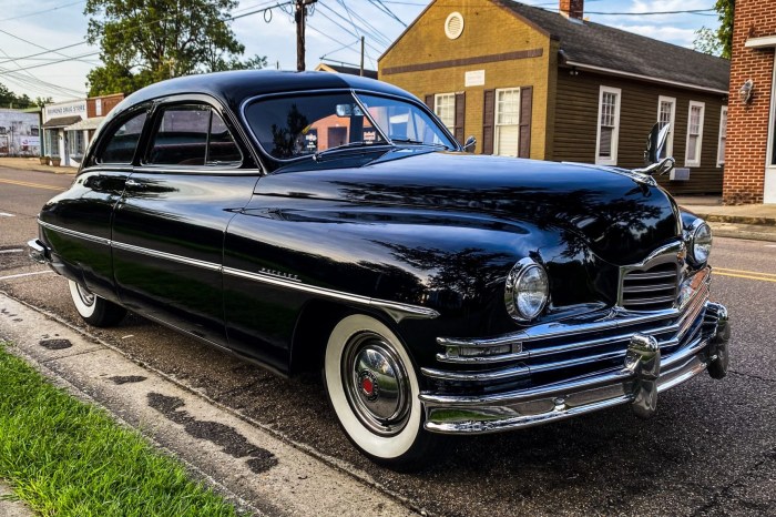 1949 Packard Sedan: A Glimpse into American Luxury