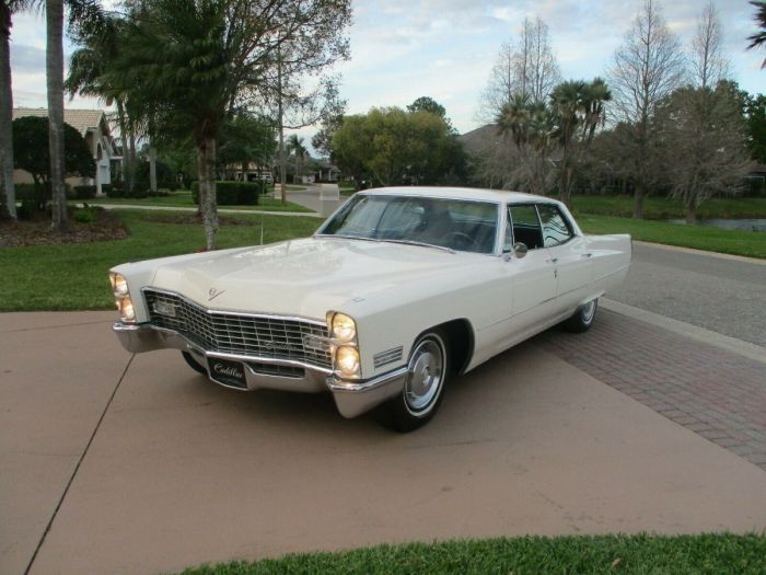 1967 Cadillac Sedan DeVille: A Glimpse of American Luxury