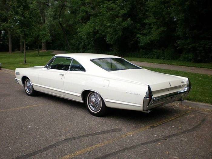 1967 Mercury Monterey: A Classic American Cruiser