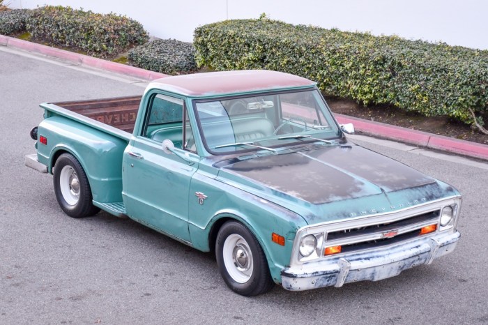 Orange 1968 chevrolet pickup miles available now truck