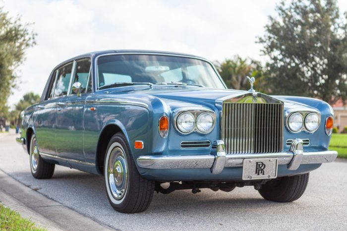 1972 shadow silver rolls royce momentcar