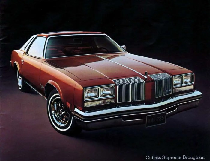 Oldsmobile 1976 cutlass supreme brougham car classic right show time coupe 1973 compact mid size gm