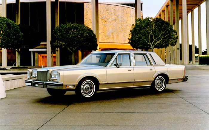 1981 Lincoln Town Car