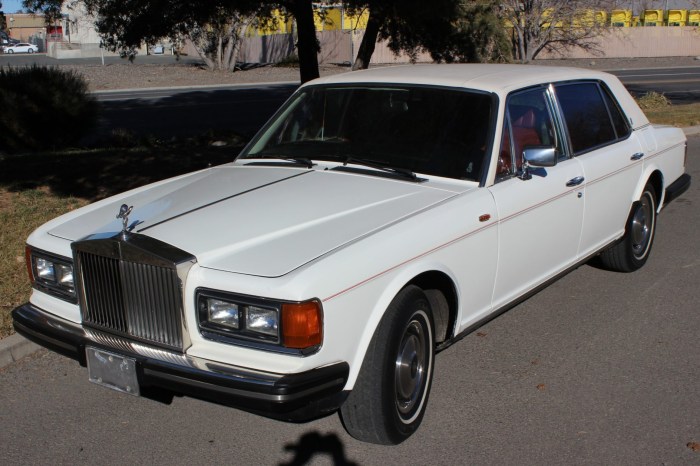 Rolls royce silver spur 1981 1989 spirit momentcar rollsroyce conceptcarz sedan