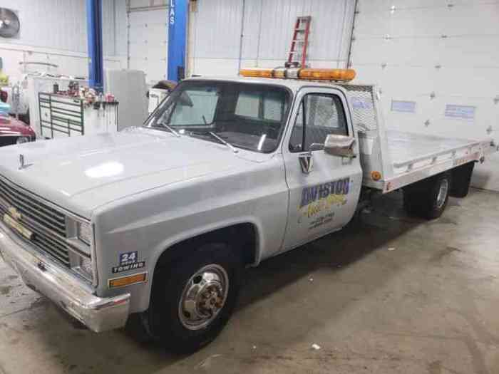 1982 Chevrolet C30: A Classic Heavy-Duty Truck