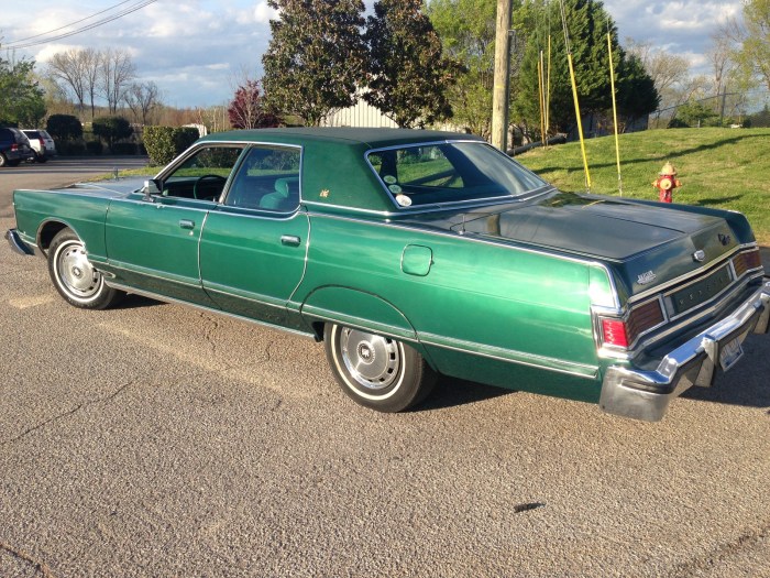 1983 Mercury Grand Marquis: A Classic American Sedan