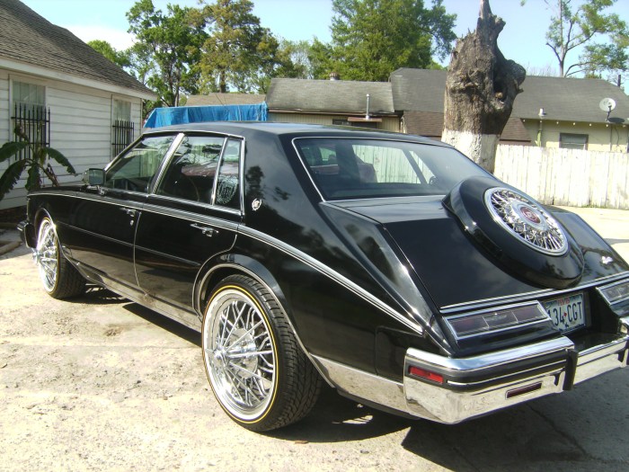 Seville cadillac 1984