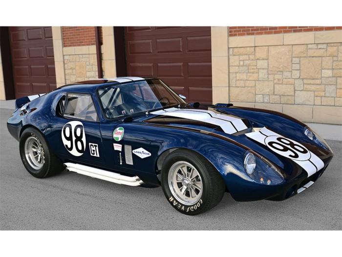 Daytona coupe shelby 1965 superformance