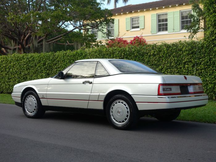 Allante cadillac 1989 momentcar