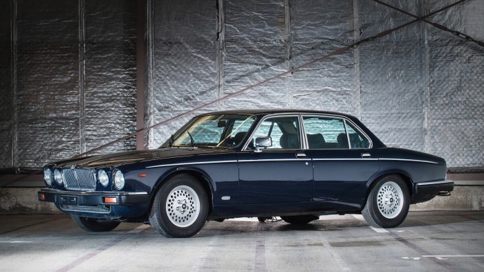 Xj6 jaguar classic xj auto greatest bespoke hits geneva unveils nicko mcbrain