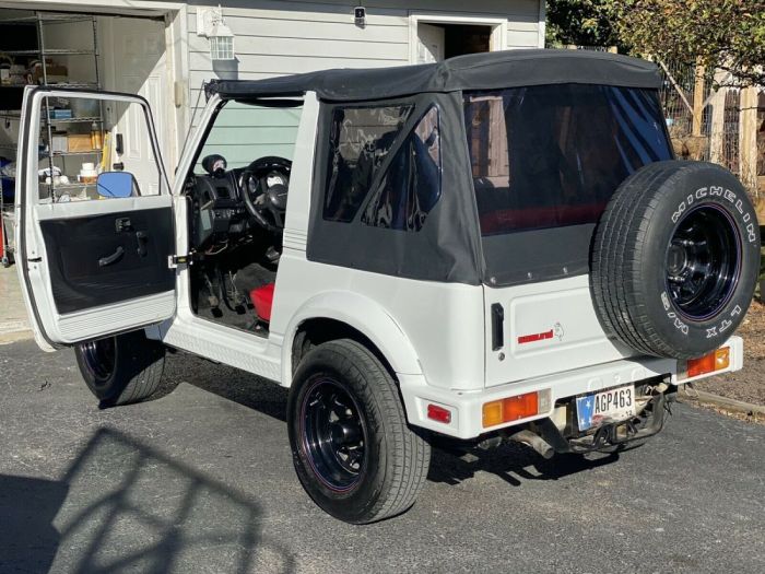 1991 suzuki sj samurai closed vehicle pickup truck road off