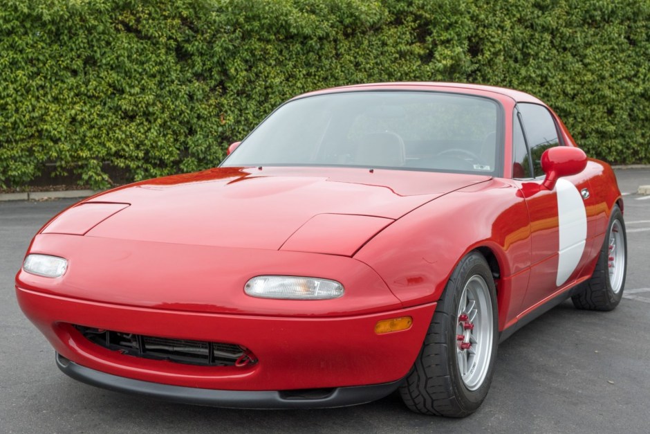 1995 Mazda MX-5 Miata: A Classic Sports Car Icon