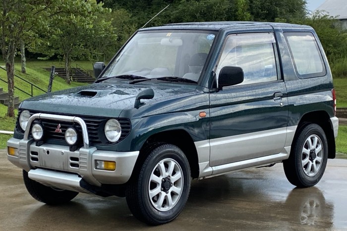 1995 Mitsubishi Minica