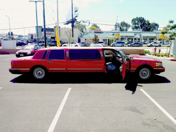 Lincoln 1997 stretch towncar sale limousine limos used