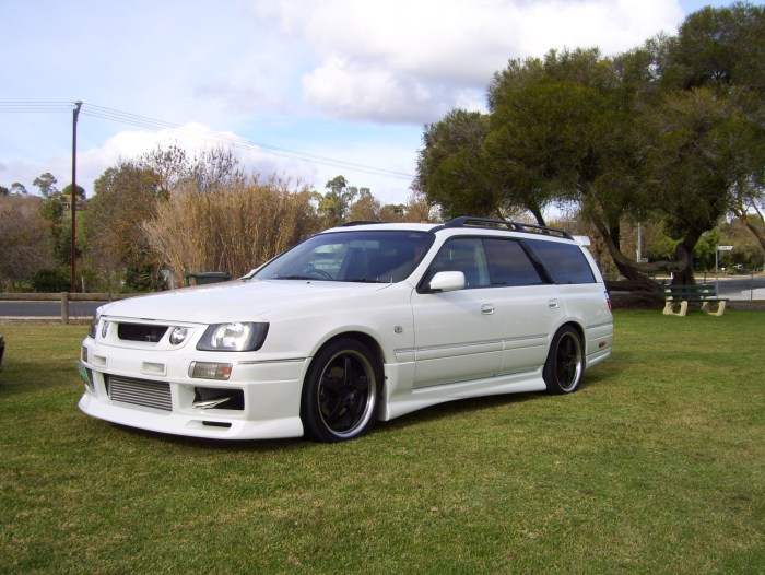 1998 Nissan Stagea