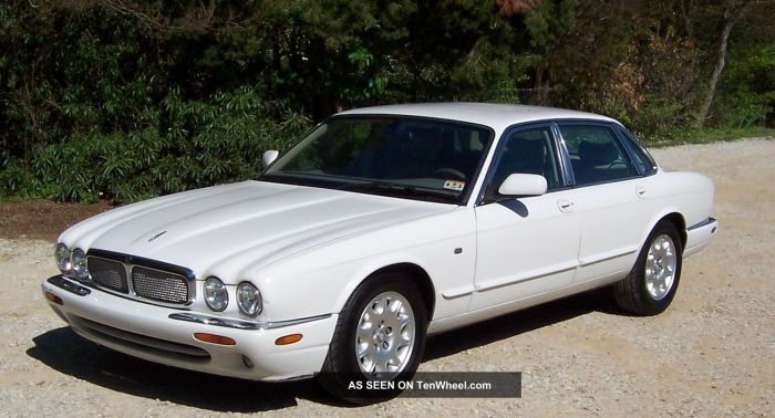 2001 jaguar xj8 sedan loaded inside