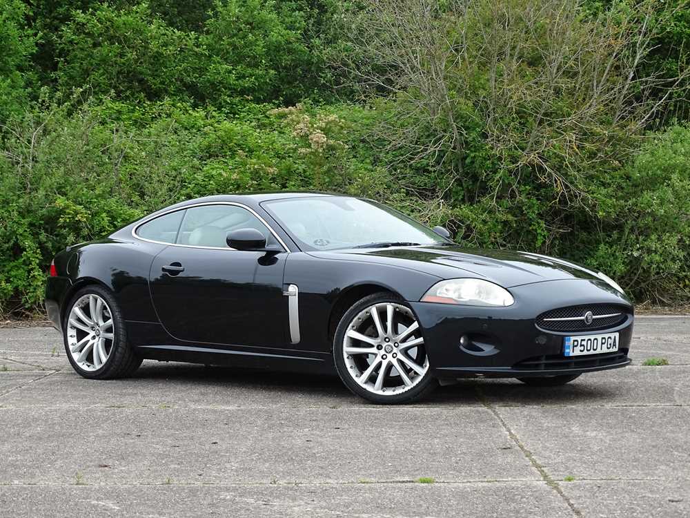 Jaguar xk car 2006