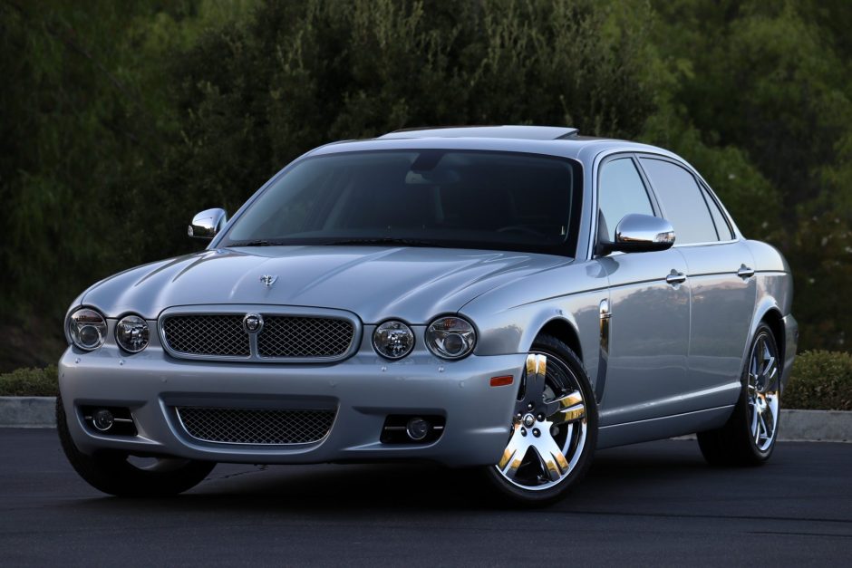 2008 Jaguar XJR