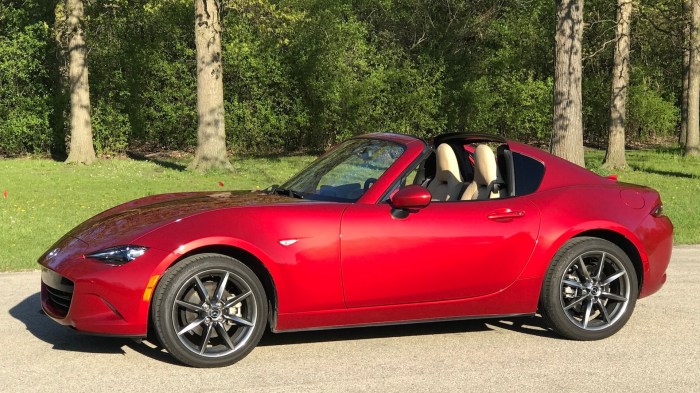 2001 Mazda MX-5 Miata: A Timeless Roadster Icon