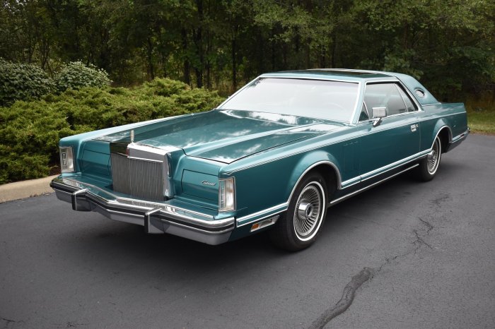 Lincoln mark 1979 turquoise coupe rare luxury group body rock