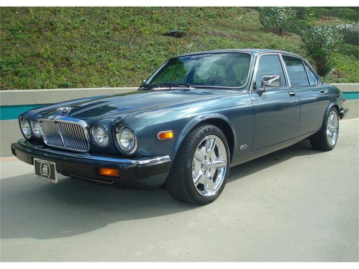 1983 Jaguar XJ6