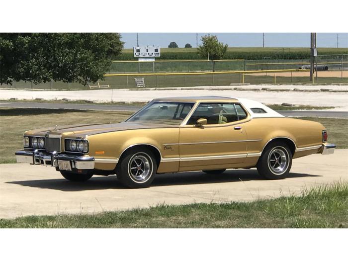 1976 Mercury Cougar XR7