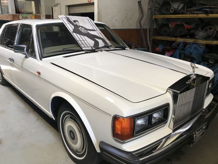 1986 Rolls-Royce Silver Spur: A Timeless Classic