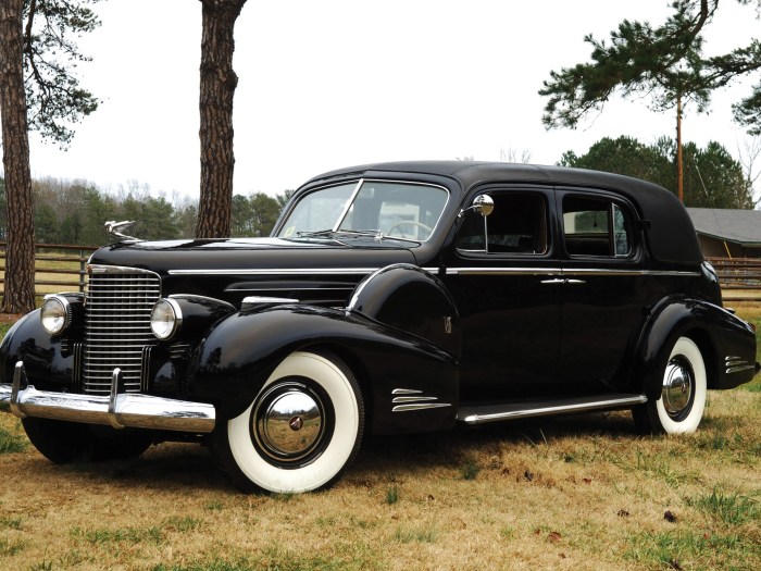 Cadillac 1940 special series sedan